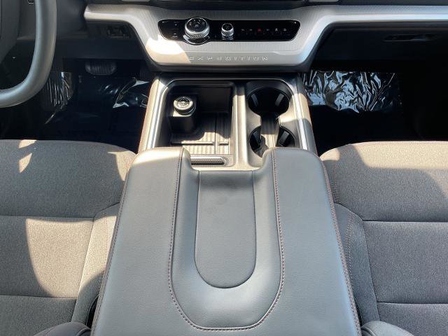 Certified 2025 Ford Expedition Active image 17