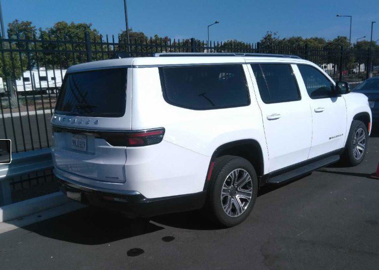Used 2024 Jeep Wagoneer L Series II w/ Flexible Seating Group