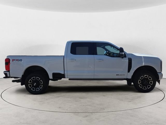 Certified 2025 Ford F350 Platinum w/ FX4 Off-Road Package AWD/4WD image 6