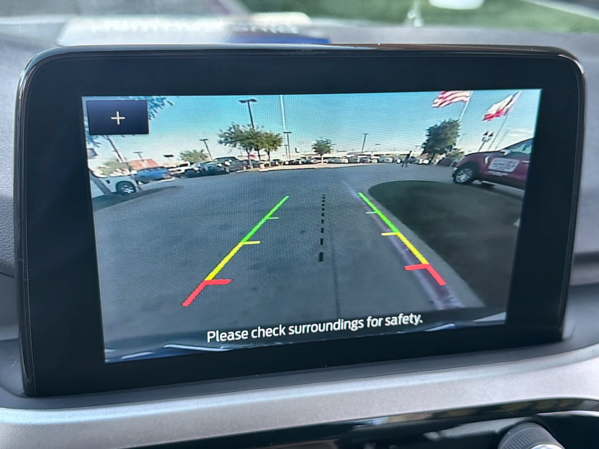 Certified 2022 Ford Escape SE w/ SE Sport Appearance Package FWD image 17