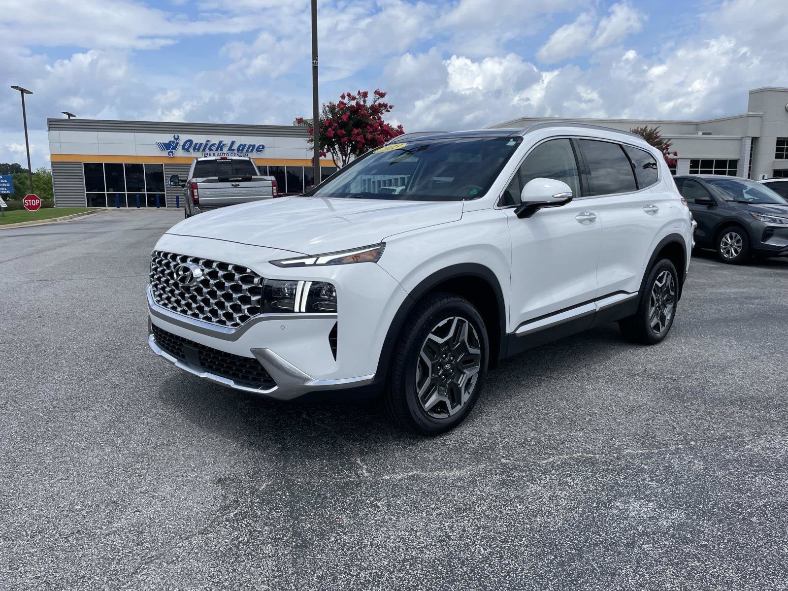 Used 2023 Hyundai Santa Fe Limited AWD/4WD image 9