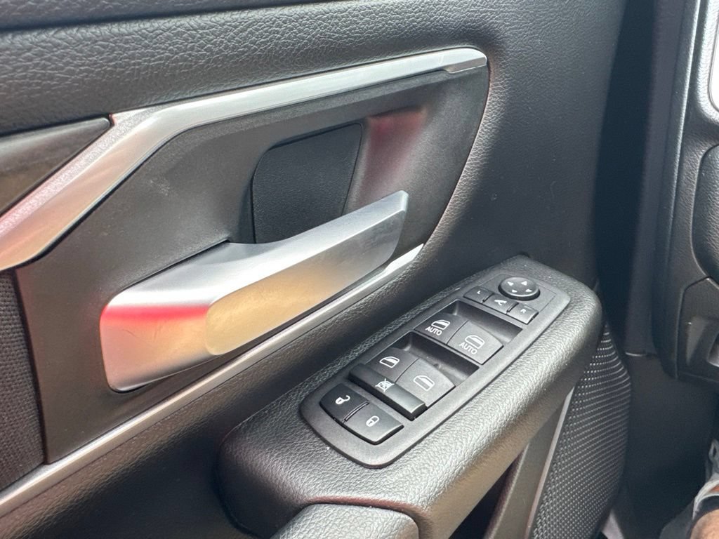 Used 2023 RAM 1500 Big Horn AWD/4WD image 29