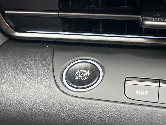Used 2024 Hyundai Elantra N FWD image 13