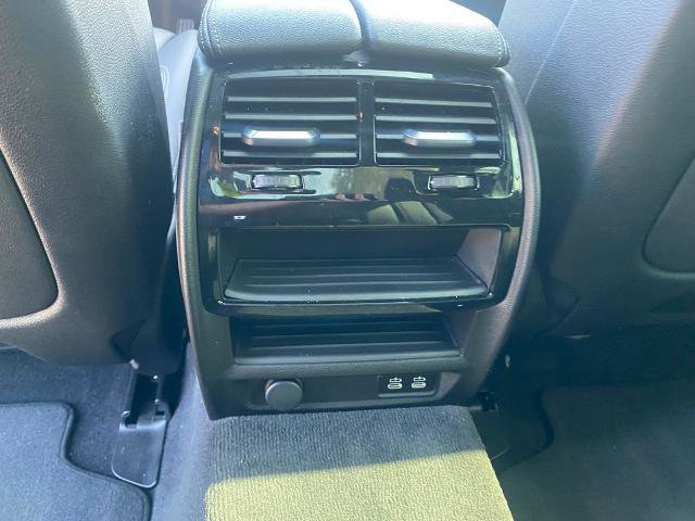 Used 2022 BMW 530i w/ Convenience Package image 31