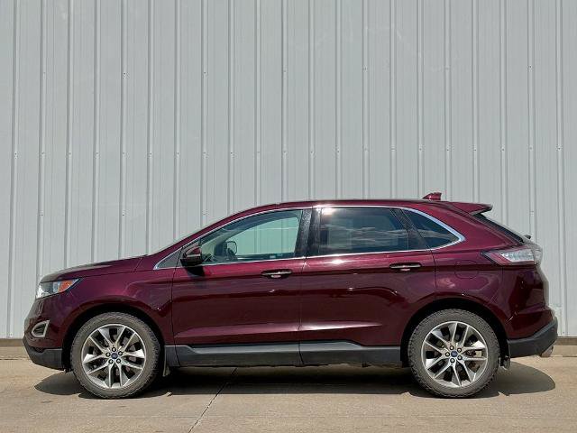 Certified 2017 Ford Edge Titanium w/ Equipment Group 301A AWD/4WD image 3