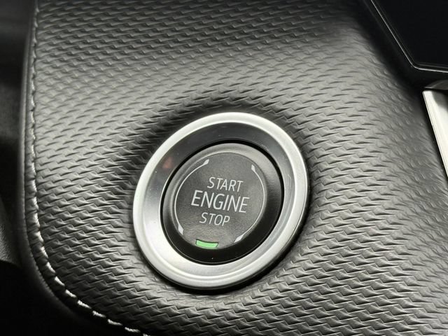 Used 2025 Chevrolet Equinox LT FWD image 16