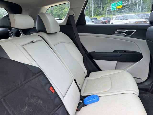 Used 2025 Kia Sportage EX w/ Premium Package FWD image 20