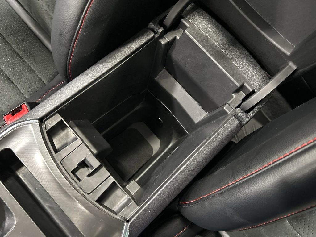 Certified 2024 Ford Edge ST-Line w/ Class II Trailer Tow Package image 26