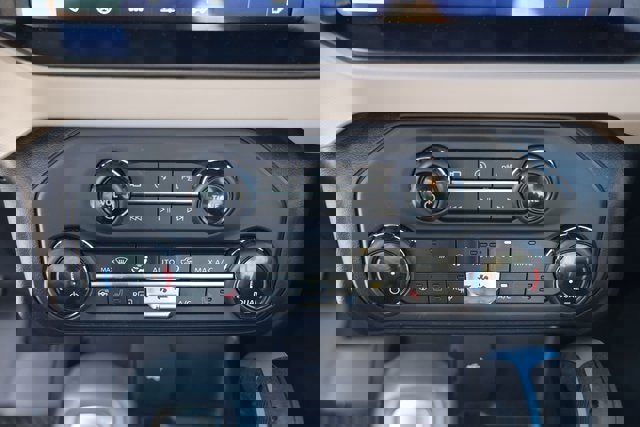 Certified 2022 Ford Bronco Wildtrak image 16