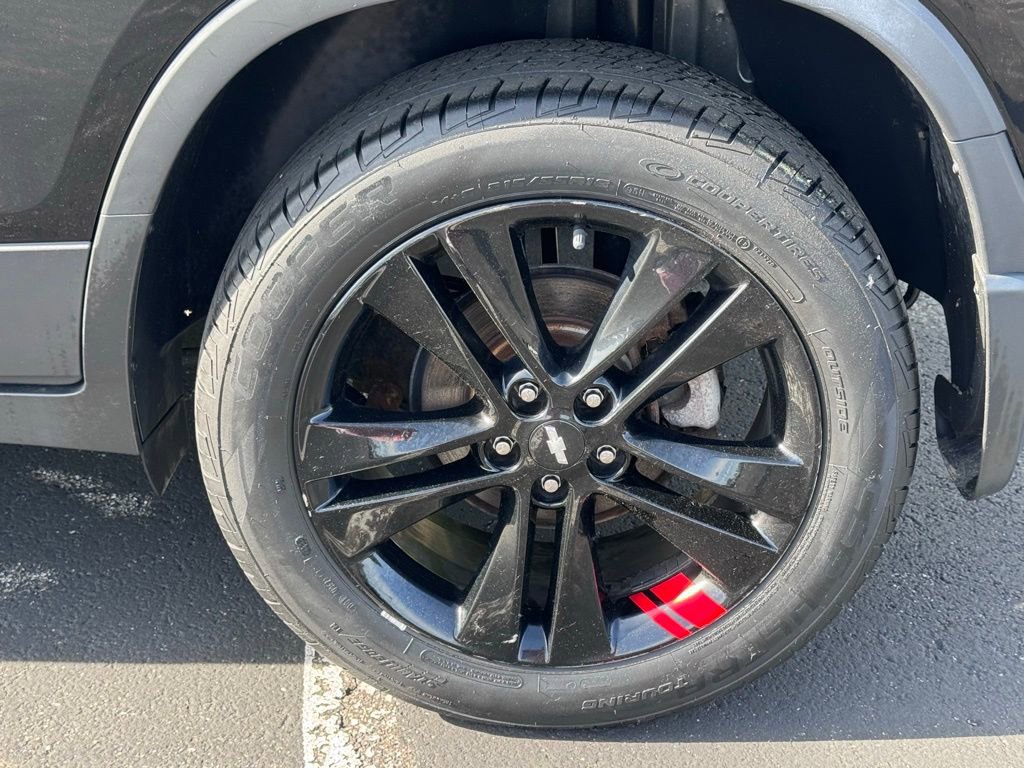 Used 2018 Chevrolet Trax LT w/ Redline Edition AWD/4WD image 44