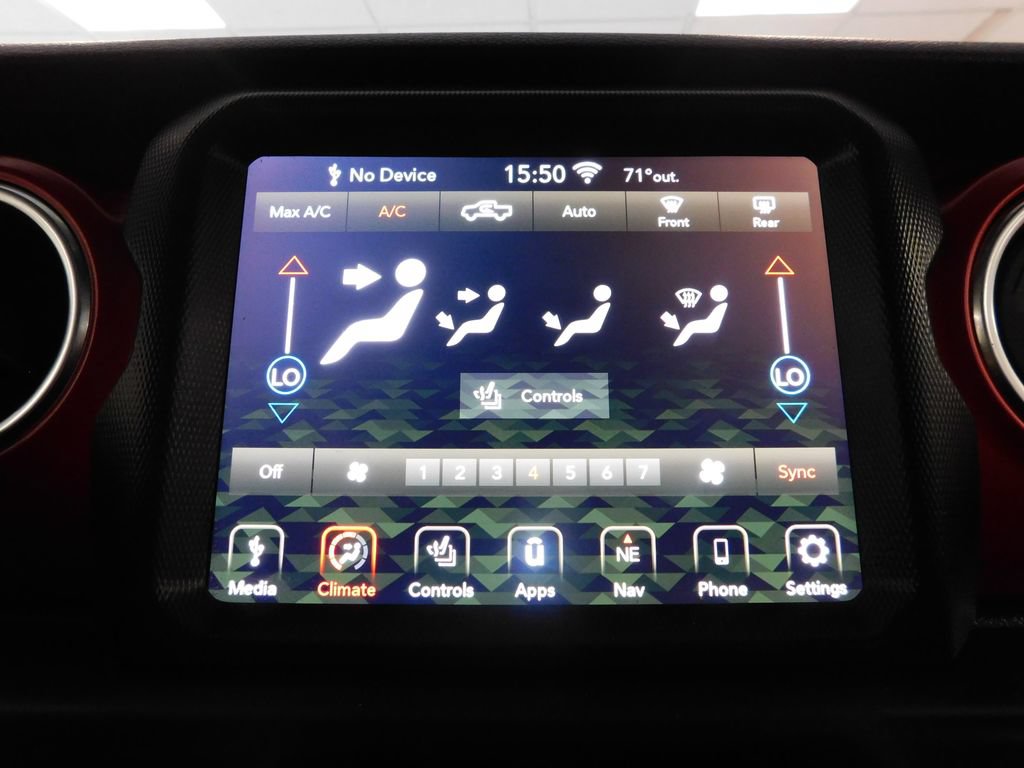 Used 2020 Jeep Gladiator Rubicon w/ Uconnect 4C Nav & Sound Group AWD/4WD image 27