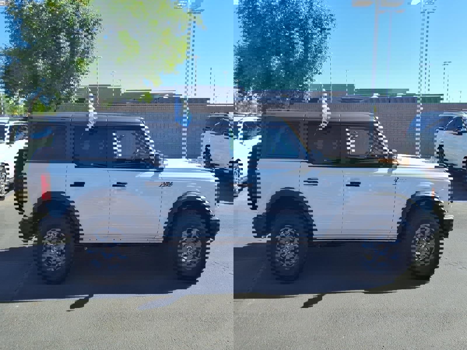 Certified 2025 Ford Bronco Big Bend image 6