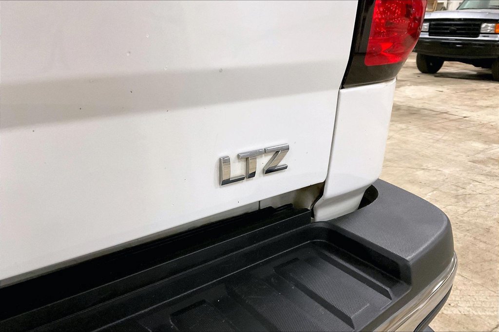Used 2019 Chevrolet Silverado 3500 LTZ w/ Duramax Plus Package AWD/4WD image 8