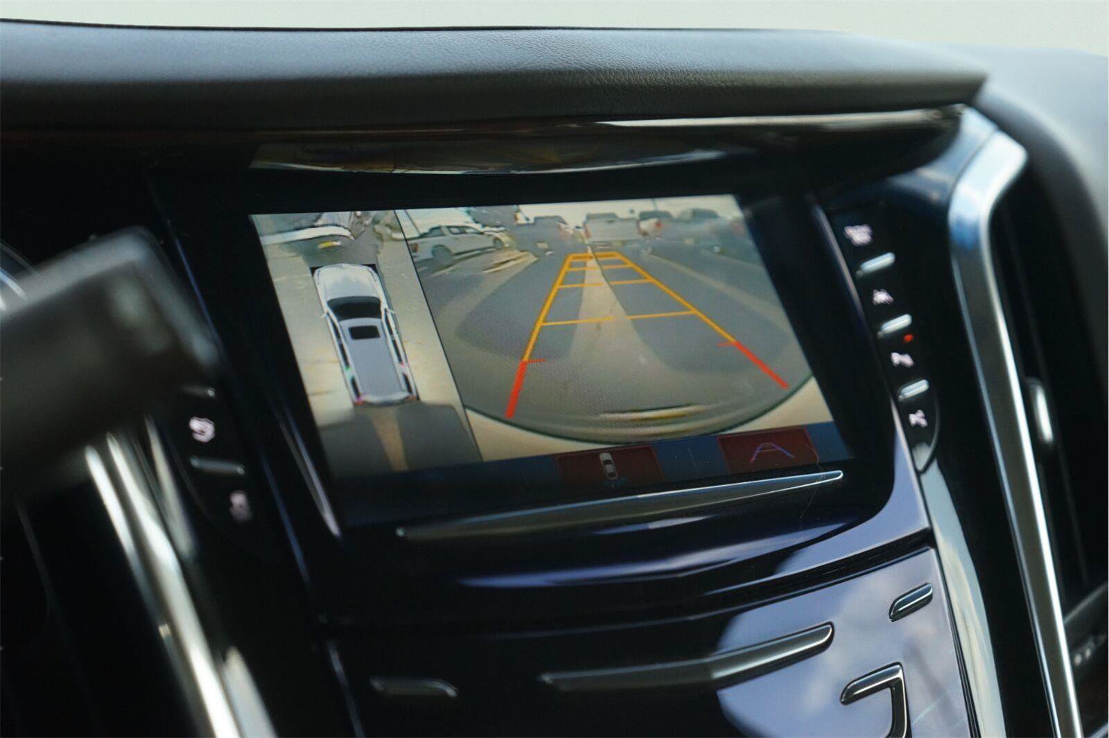 Used 2017 Cadillac Escalade Luxury RWD image 30