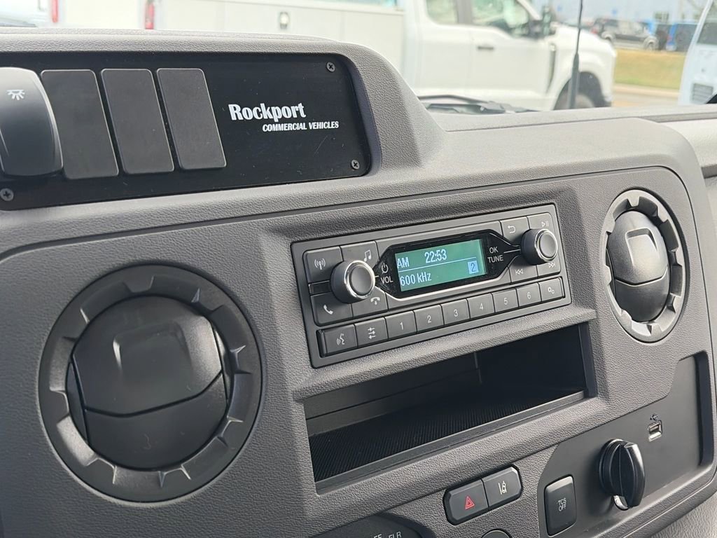 Certified 2023 Ford E-450 and Econoline 450 Super Duty w/ Driver's Safety Package image 17