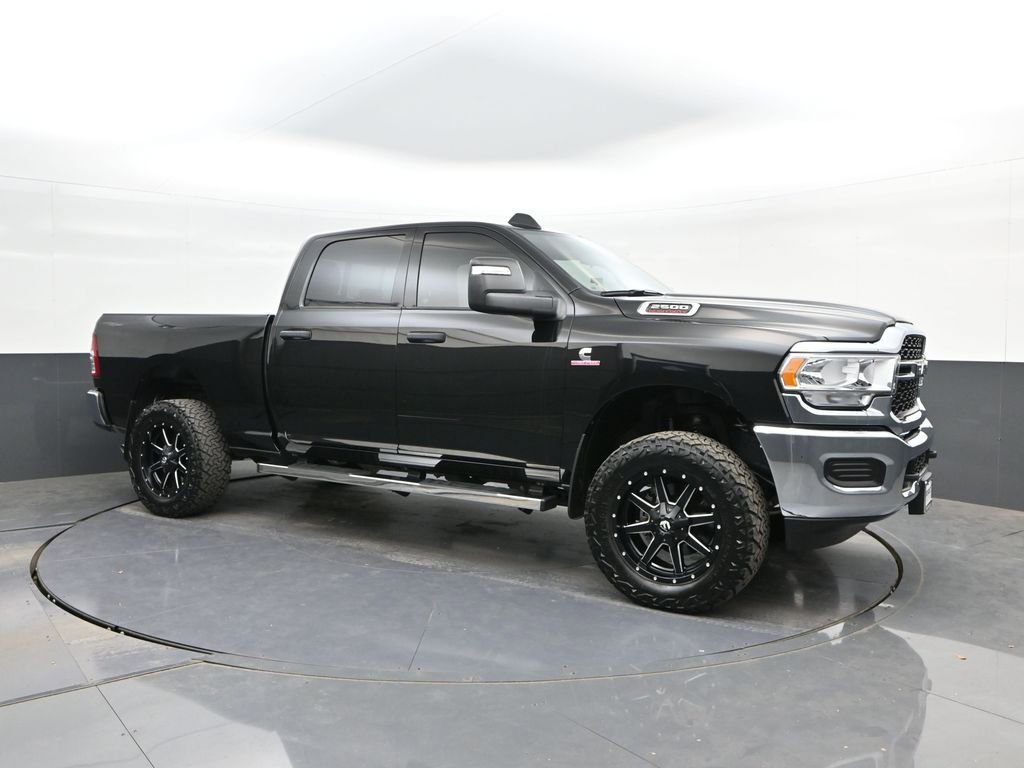 Used 2023 RAM 2500 Tradesman AWD/4WD image 17