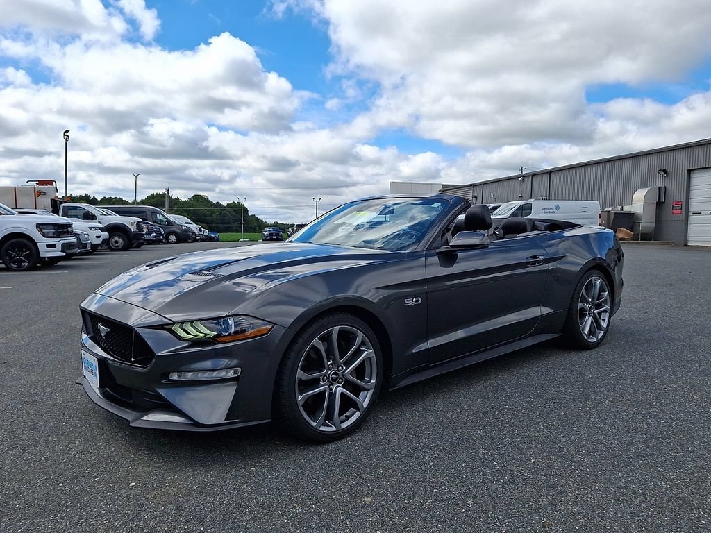 Certified 2018 Ford Mustang GT Premium w/ Equipment Group 401A RWD image 3