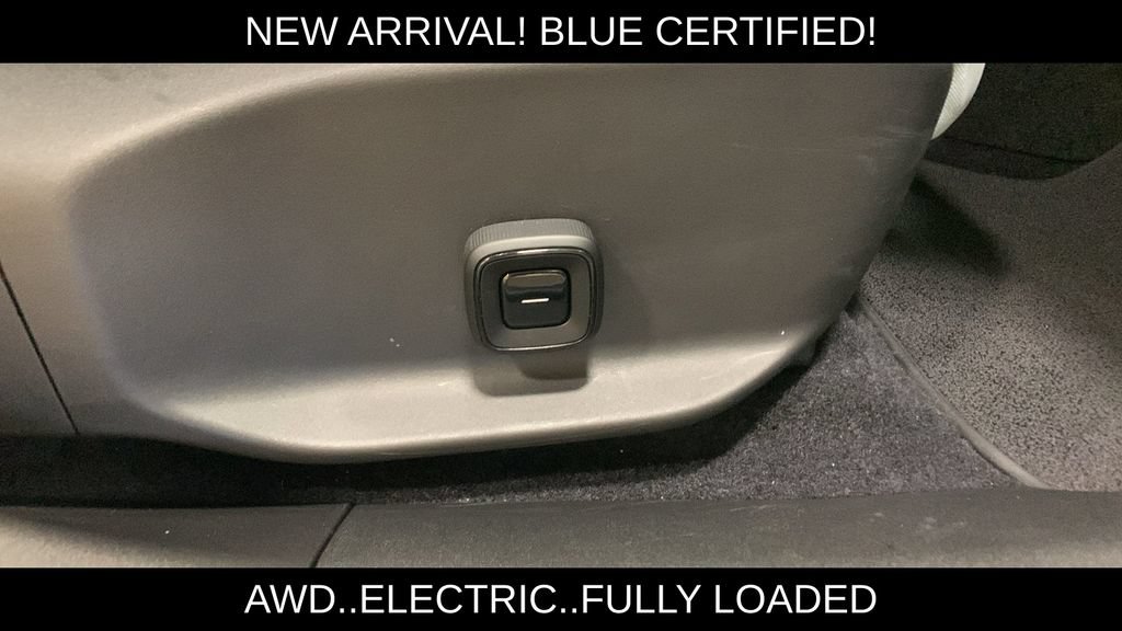 Used 2025 Volvo EX30 Ultra w/ Climate Package AWD/4WD image 12