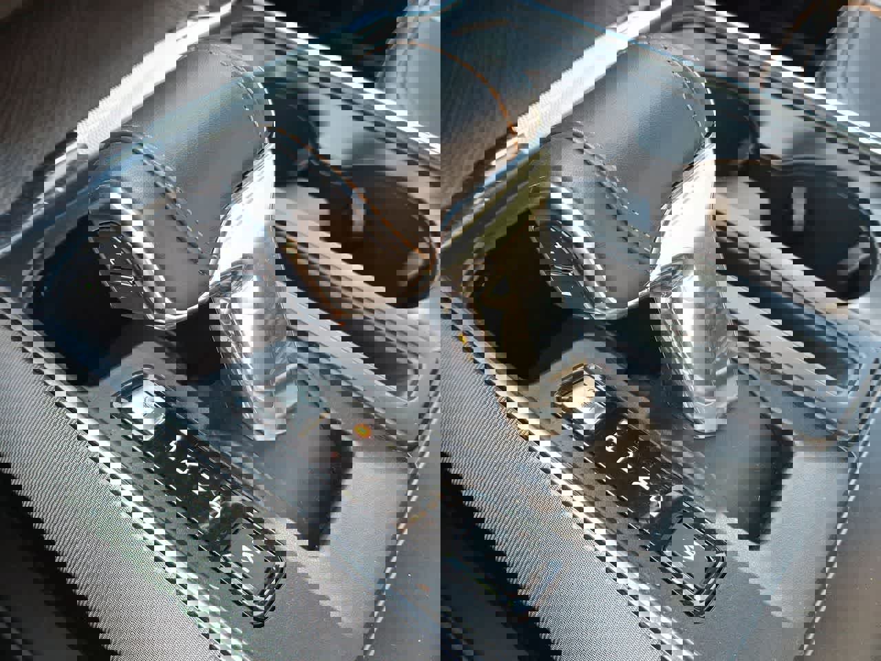 Certified 2023 Ford F150 Platinum w/ Equipment Group 701A High image 18