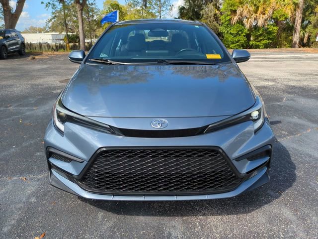 Used 2024 Toyota Corolla SE image 3