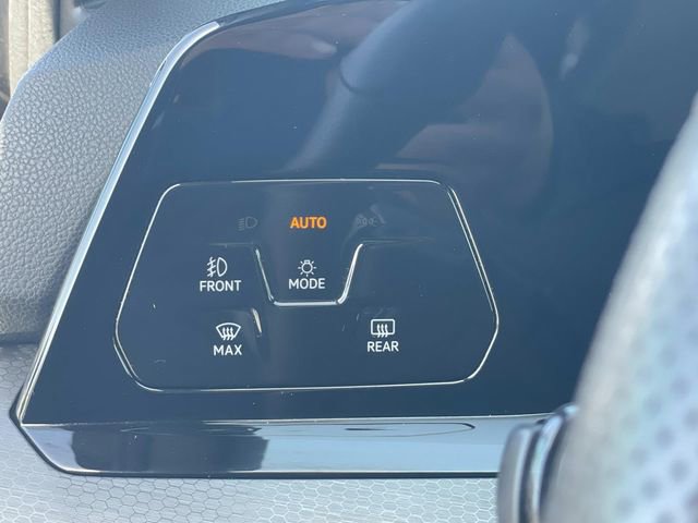 Used 2024 Volkswagen GTI Autobahn FWD image 19