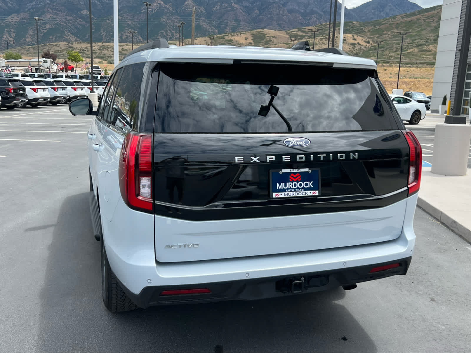 Certified 2025 Ford Expedition Active AWD/4WD image 10