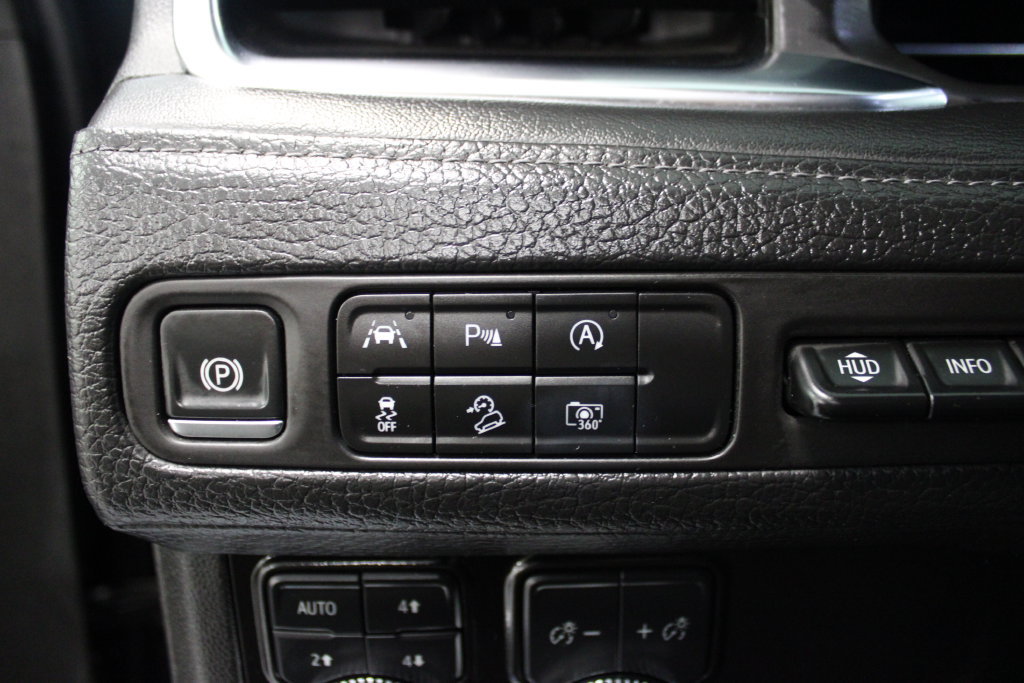 Used 2024 GMC Yukon Denali AWD/4WD image 20