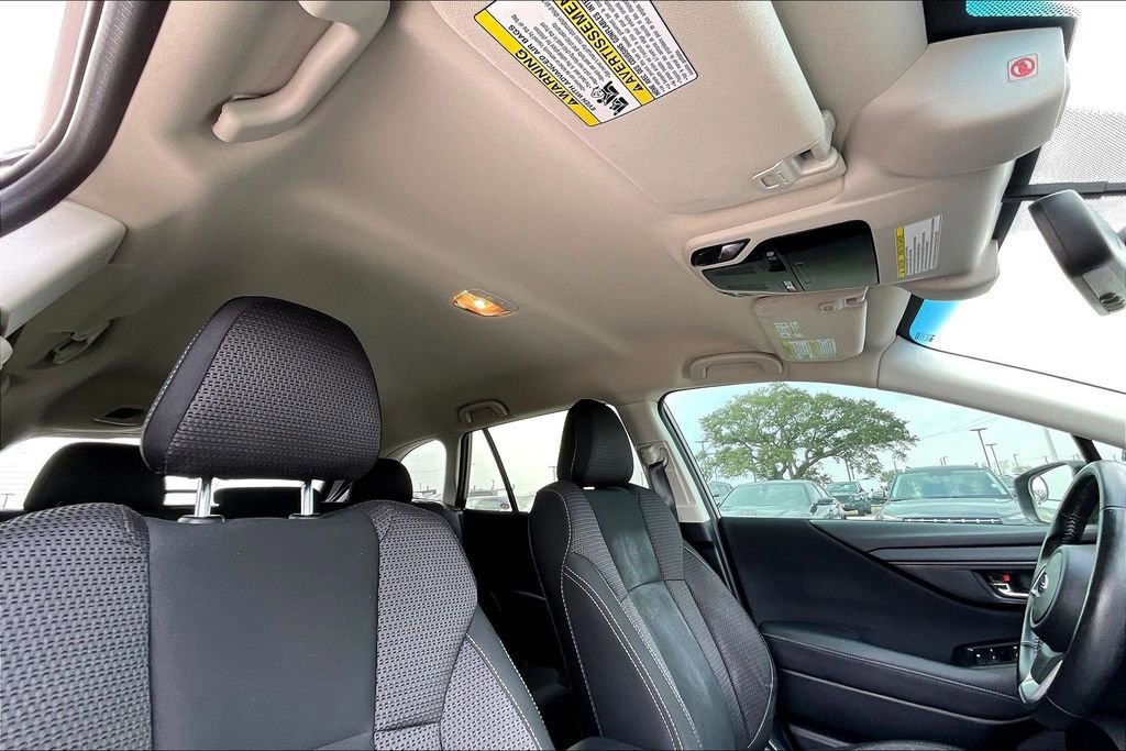 Used 2022 Subaru Outback Premium image 28