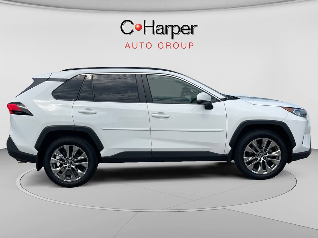 Used 2019 Toyota RAV4 XLE Premium w/ Cold Weather Package AWD/4WD image 2