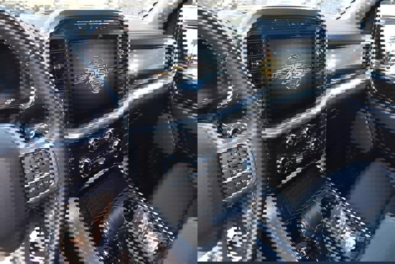 Certified 2023 Ford F150 Lariat w/ Trailer Tow Package image 8