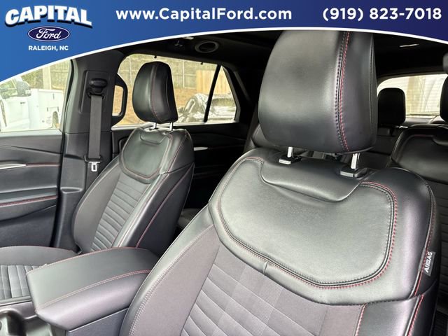 Certified 2025 Ford Explorer ST-Line w/ Premium Package AWD/4WD image 25