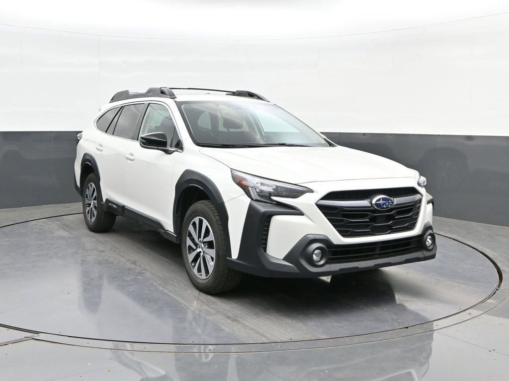 Used 2024 Subaru Outback Premium image 22