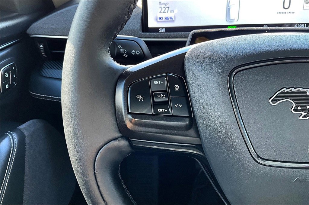 Certified 2021 Ford Mustang Mach-E Premium image 17