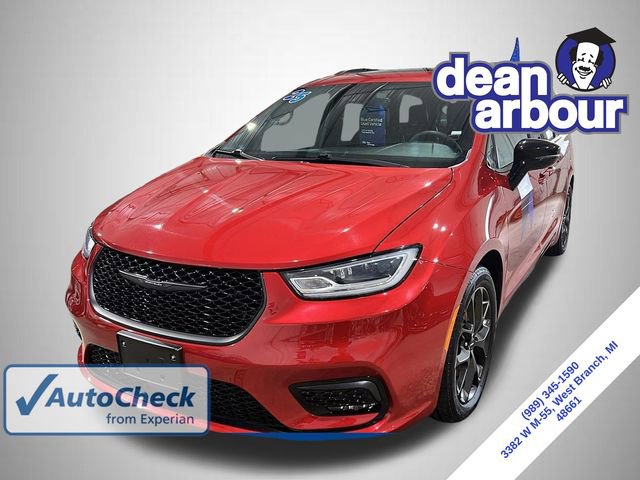Used 2025 Chrysler Pacifica Limited
