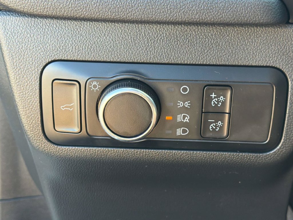 Certified 2023 Ford Escape ST-Line w/ Tech Pack #1 FWD image 36