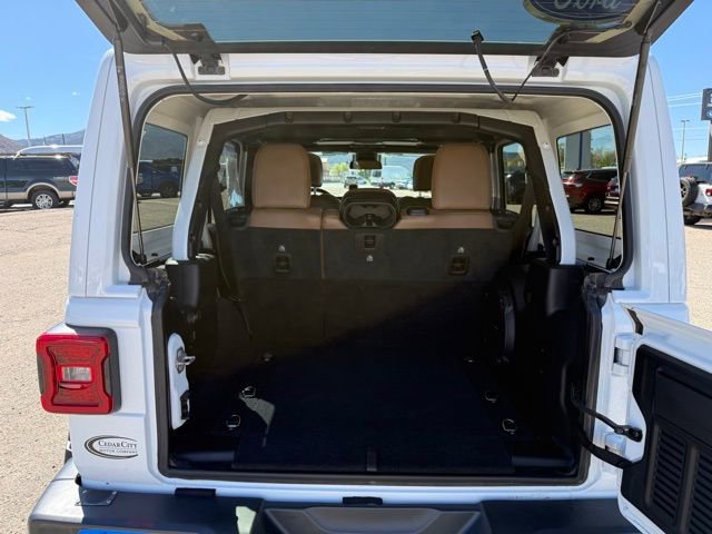 Used 2020 Jeep Wrangler Unlimited Sahara AWD/4WD image 5