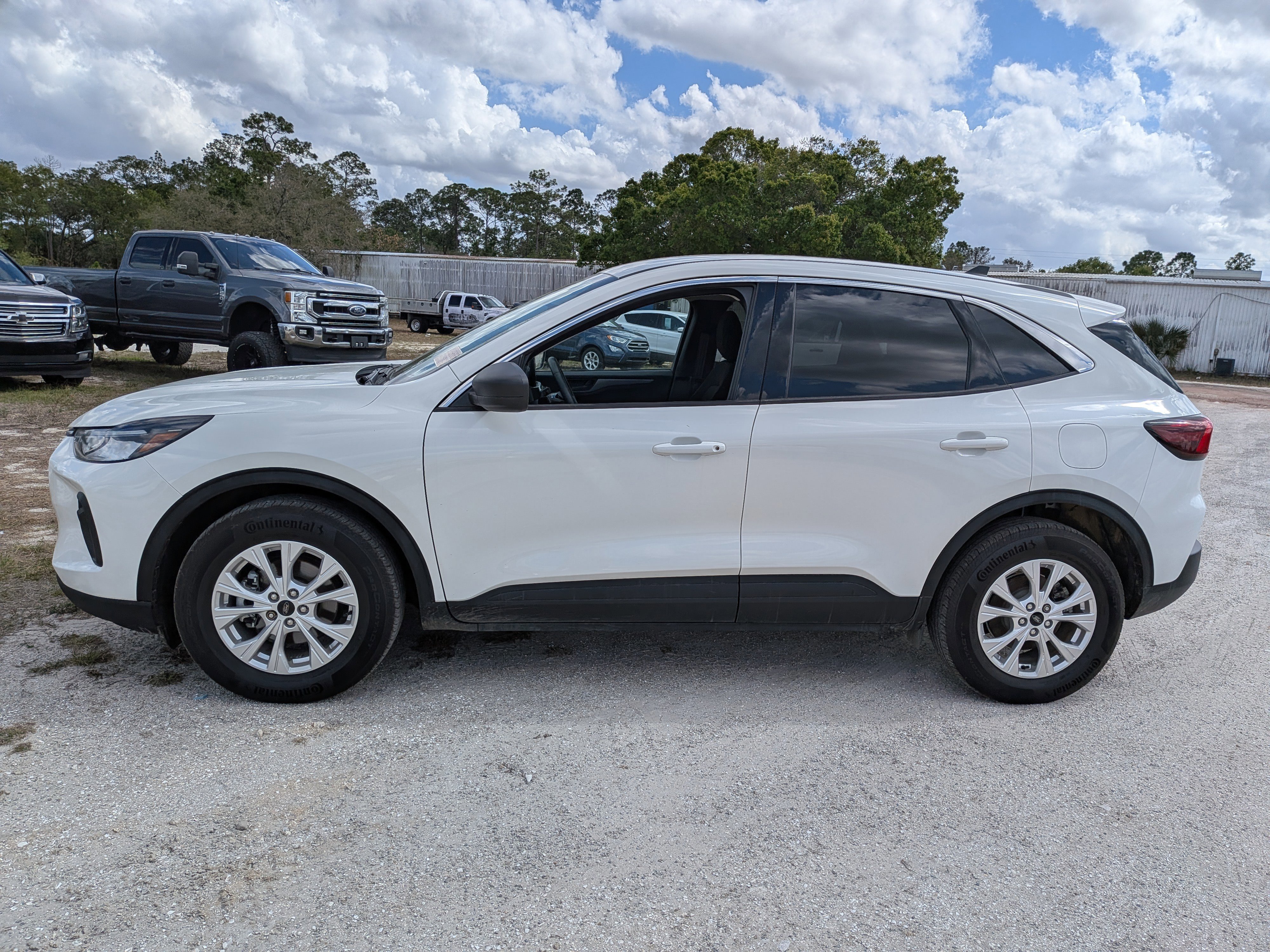 Certified 2023 Ford Escape Active image 2