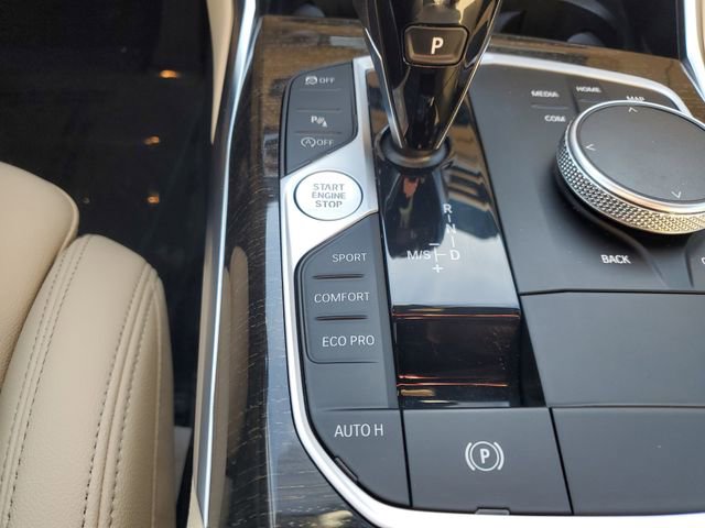 Used 2022 BMW 330i Sedan w/ Premium Package image 29