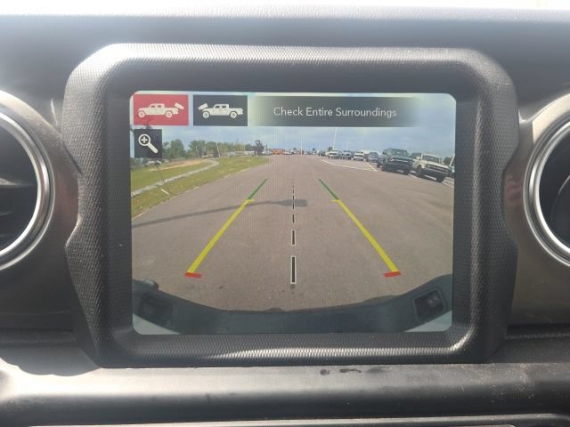 Used 2022 Jeep Gladiator Overland w/ LED Lighting Group AWD/4WD image 33