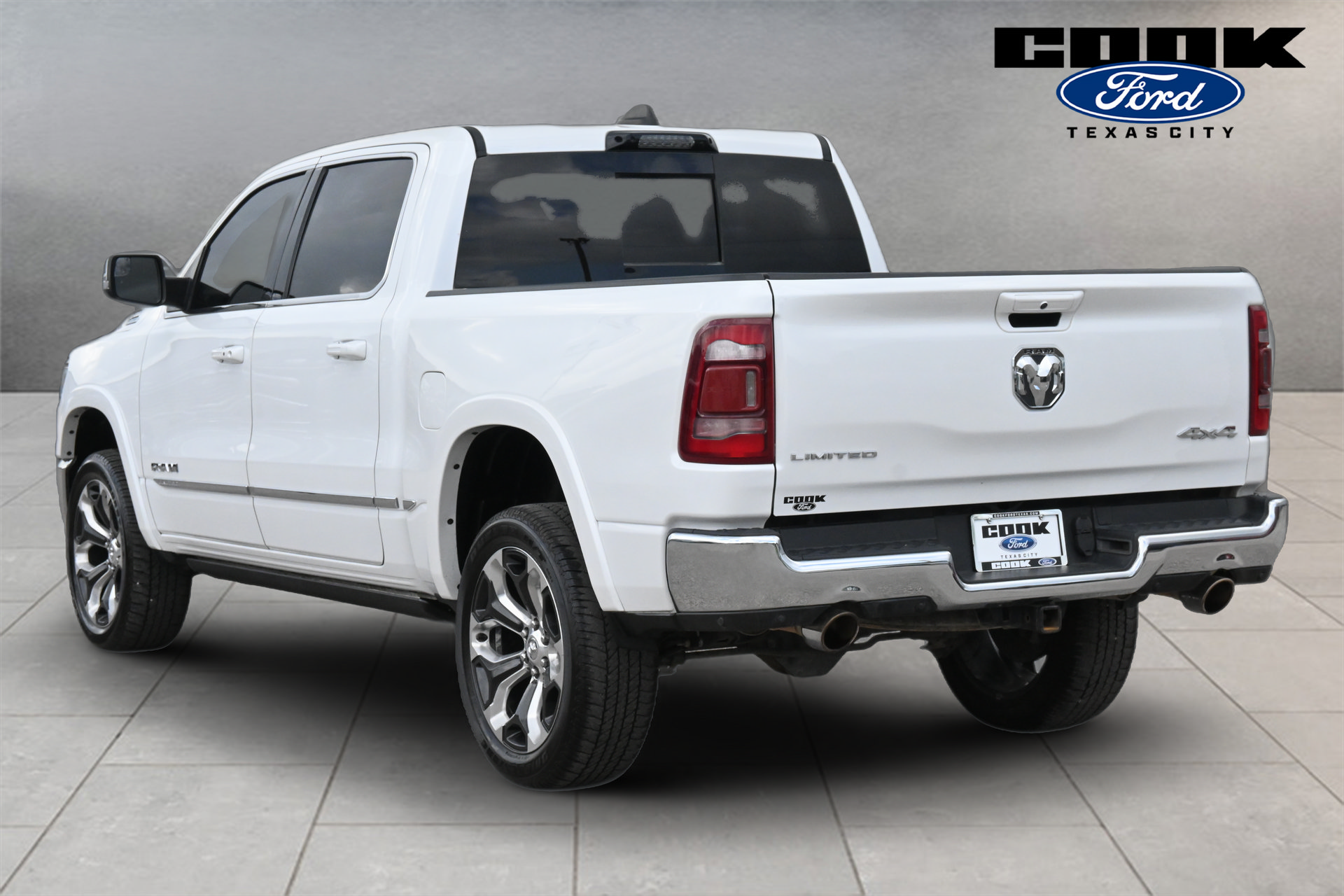 Used 2023 RAM 1500 Limited AWD/4WD image 4