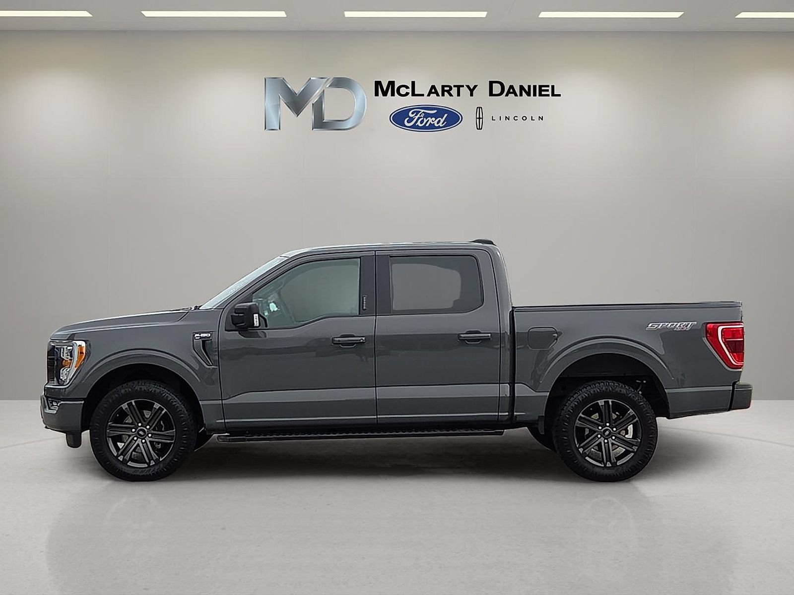 Certified 2021 Ford F150 XLT w/ Equipment Group 302A High AWD/4WD image 3
