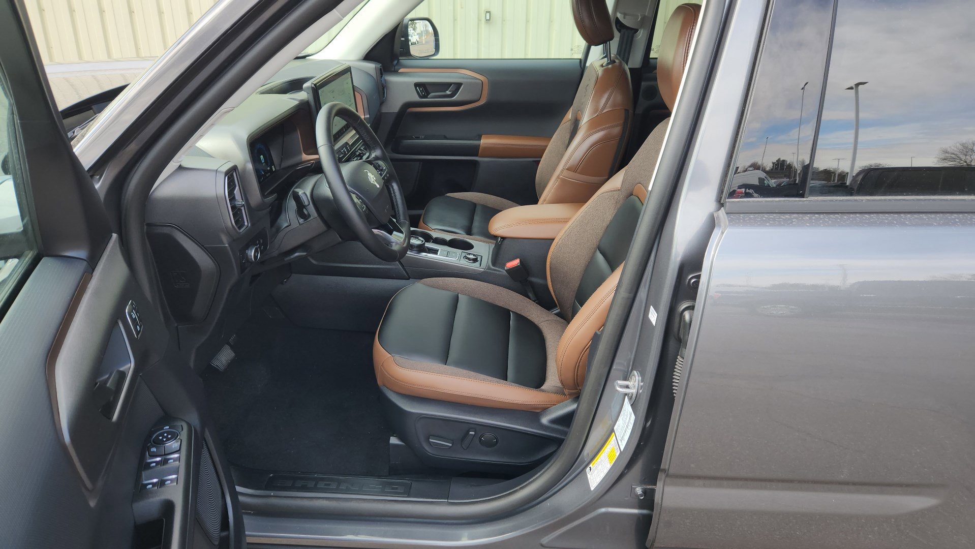 Certified 2025 Ford Bronco Sport Outer Banks w/ Outer Banks Tech Package+ image 25