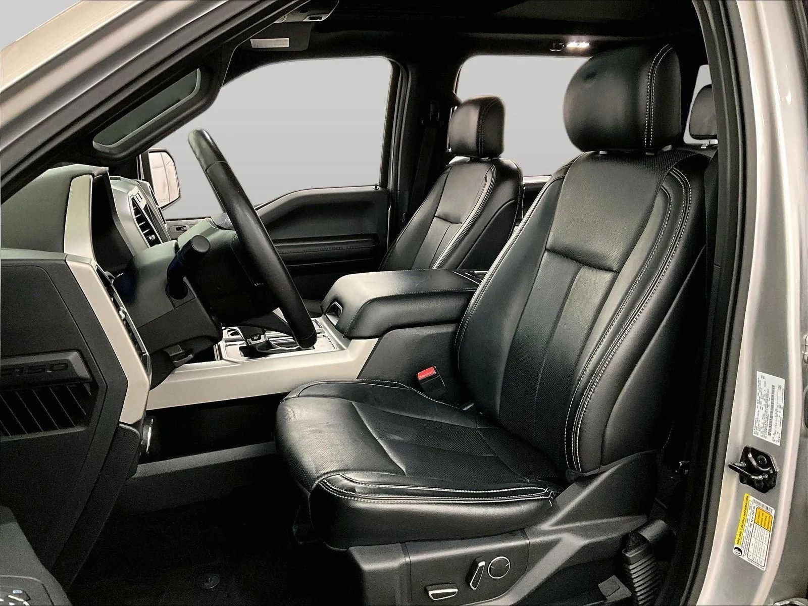 Certified 2018 Ford F150 Lariat image 24