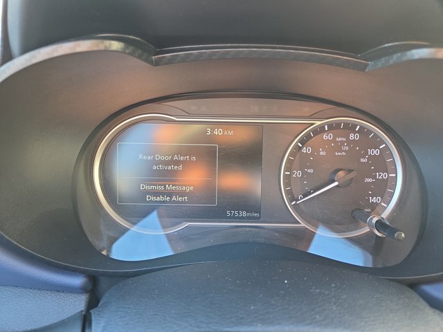 Used 2023 Nissan Versa SV image 17