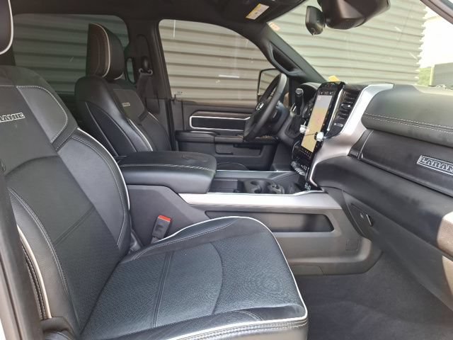 Used 2026 RAM 2500 Laramie w/ Sport Appearance Package AWD/4WD image 32