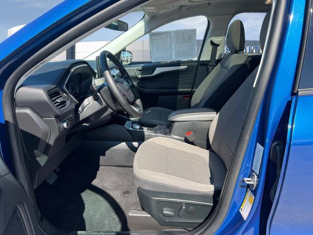 Certified 2022 Ford Escape SE w/ Cold Weather Package AWD/4WD image 10