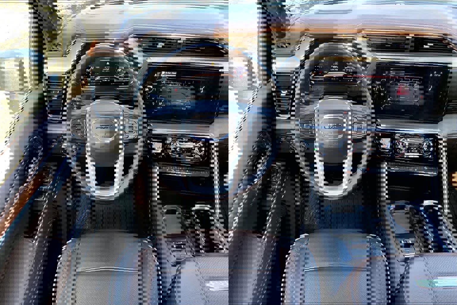 Used 2025 GMC Sierra 2500 Denali w/ Denali Reserve Package image 9