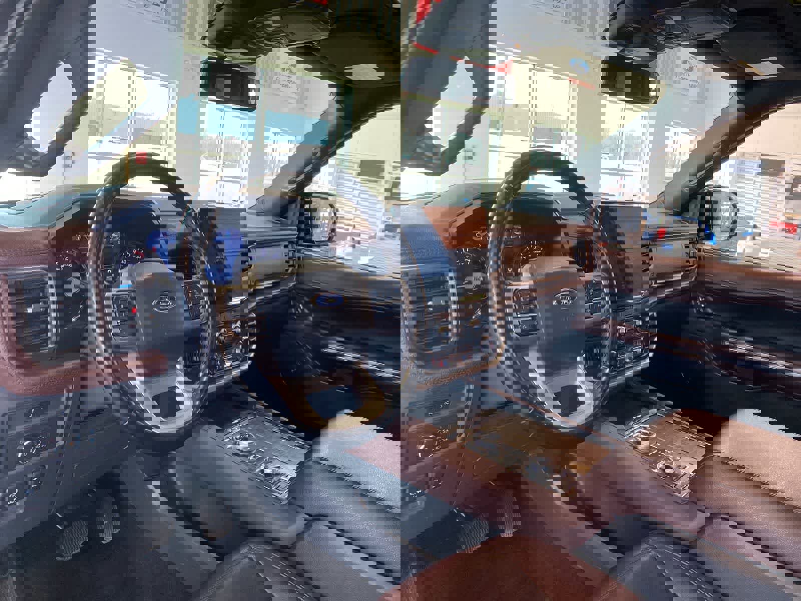 Certified 2022 Ford Expedition Limited image 10