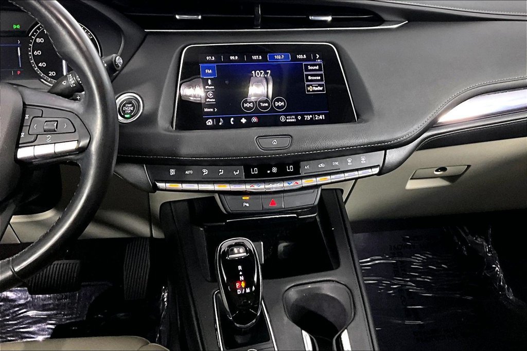 Used 2023 Cadillac XT4 Luxury FWD image 6