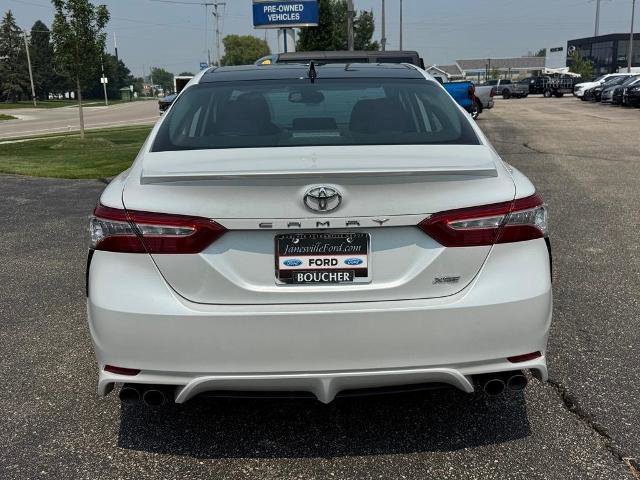 Used 2020 Toyota Camry XSE image 4
